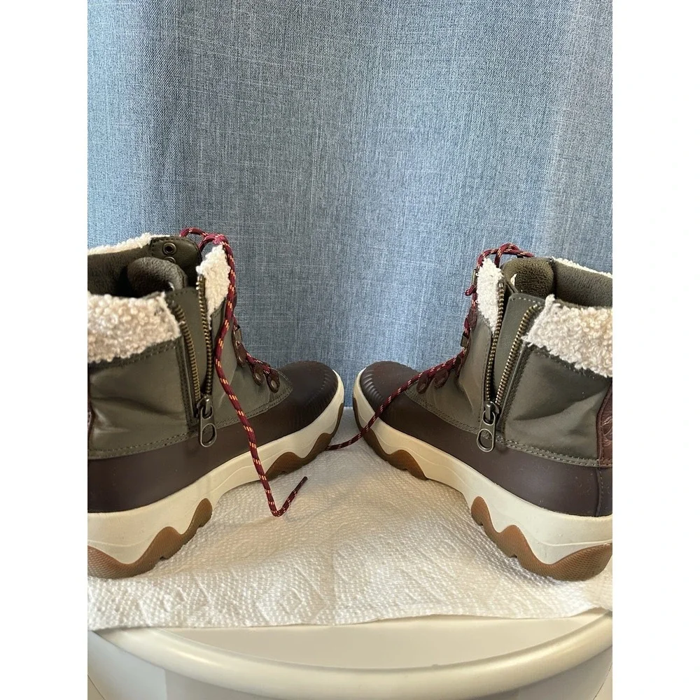 Sperry Women's Acadia Olive‎ Winter Boots STS88854